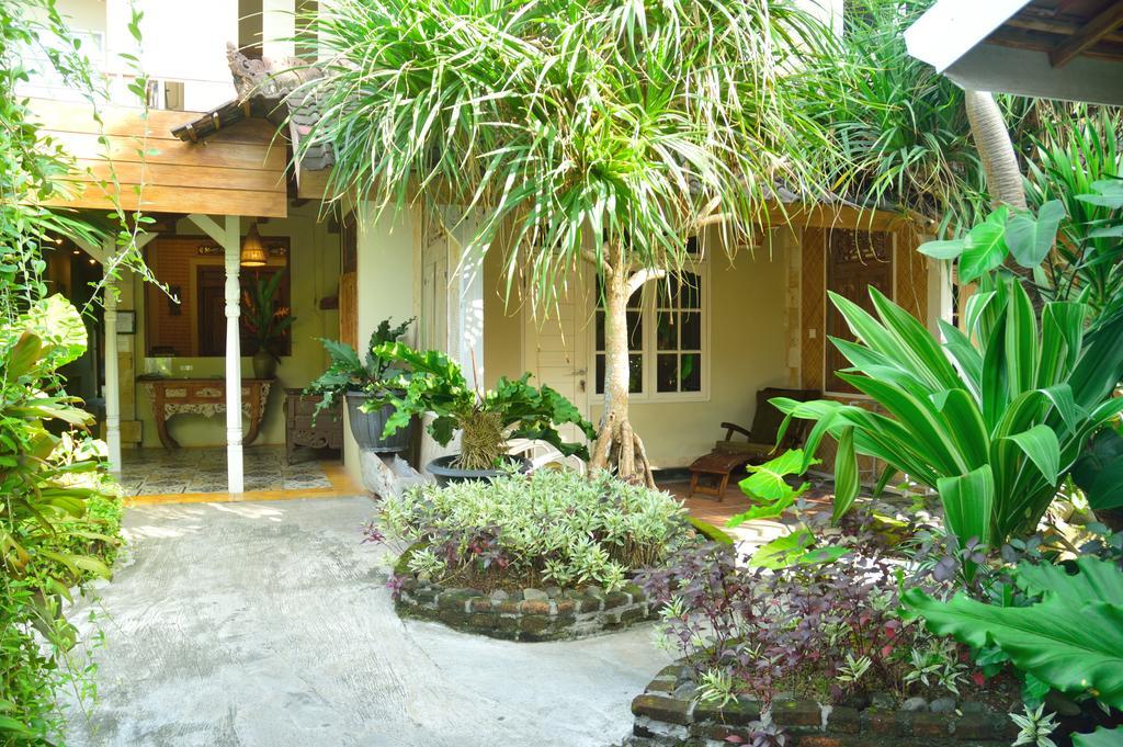 Desa Nyima Hotel Seminyak  Luaran gambar